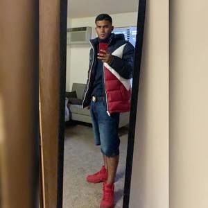 Meet your Posher, Josue